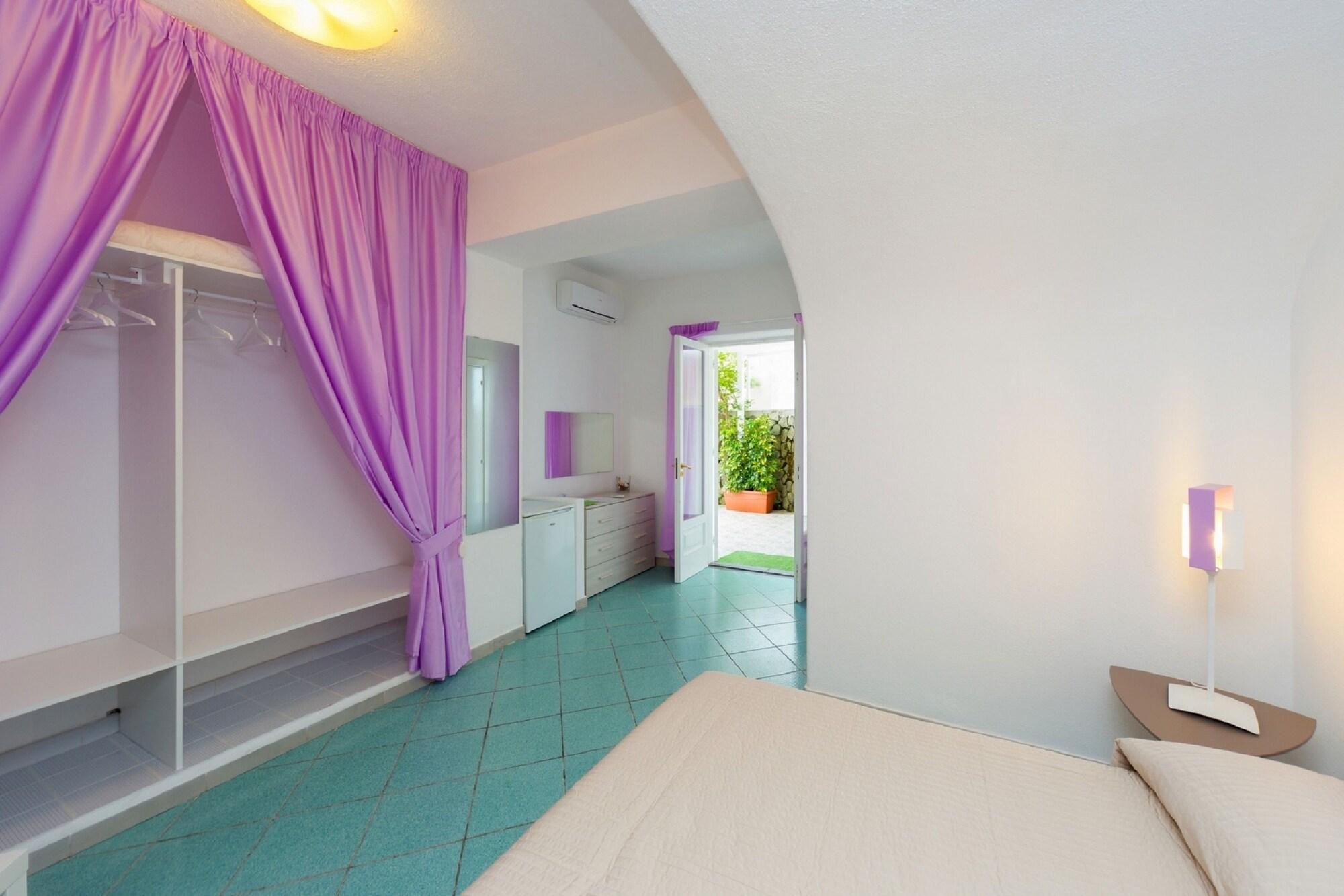 Relais Romildanna Acomodação com café da manhã Forio di Ischia Exterior foto