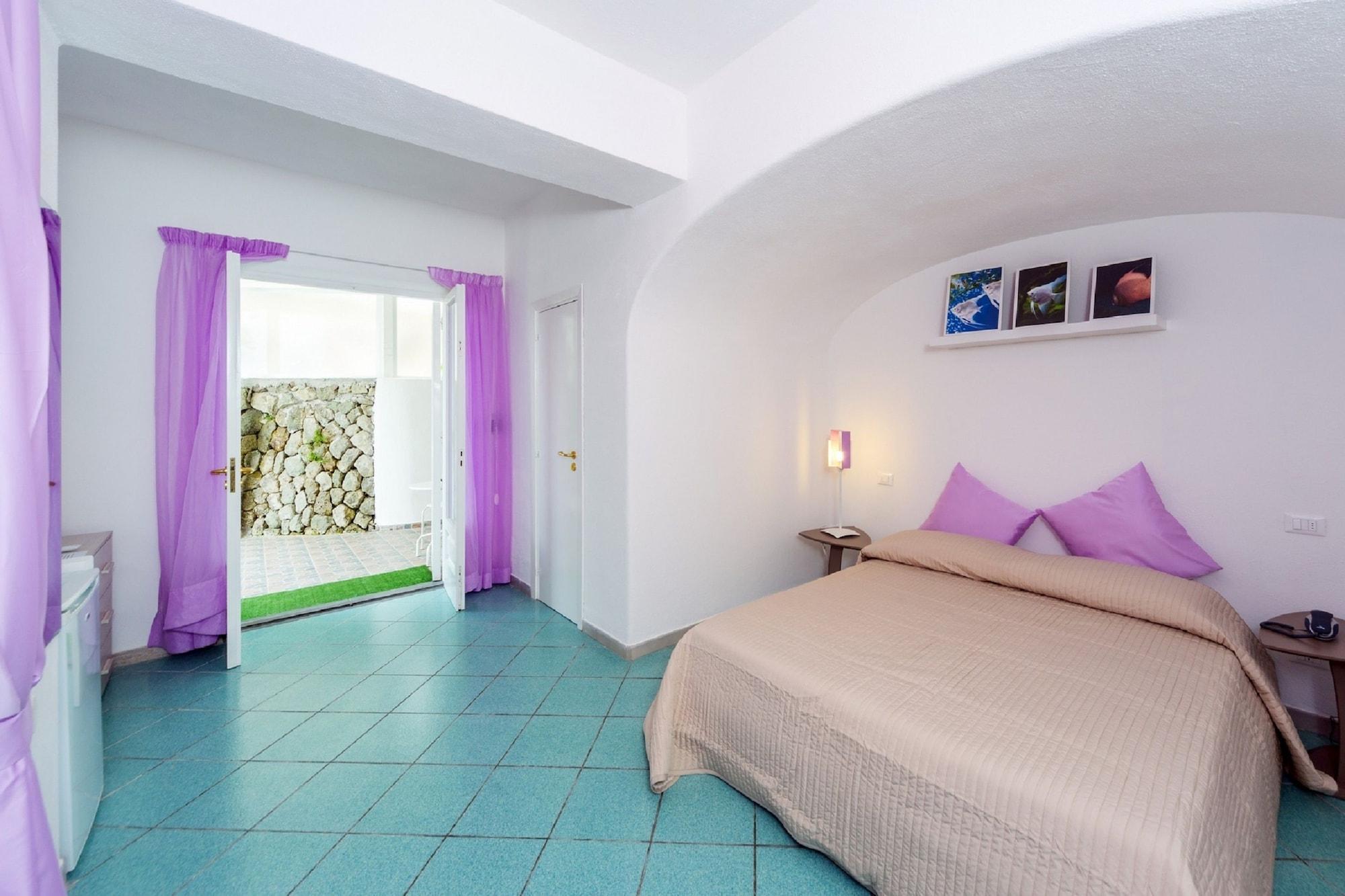 Relais Romildanna Acomodação com café da manhã Forio di Ischia Exterior foto